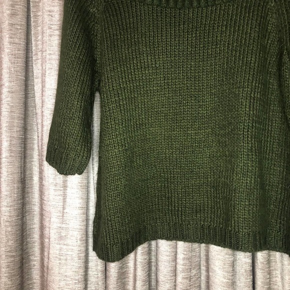 Paraphrase Cropped Short Sleeve Turtleneck Cowlneck Sweater Size Medium - Picture 5 of 15